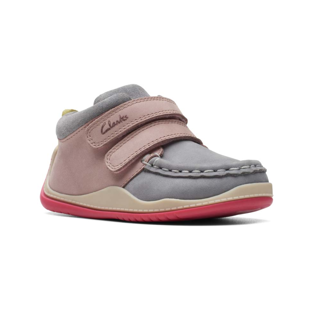 Clarks baby girl deals shoes size 4