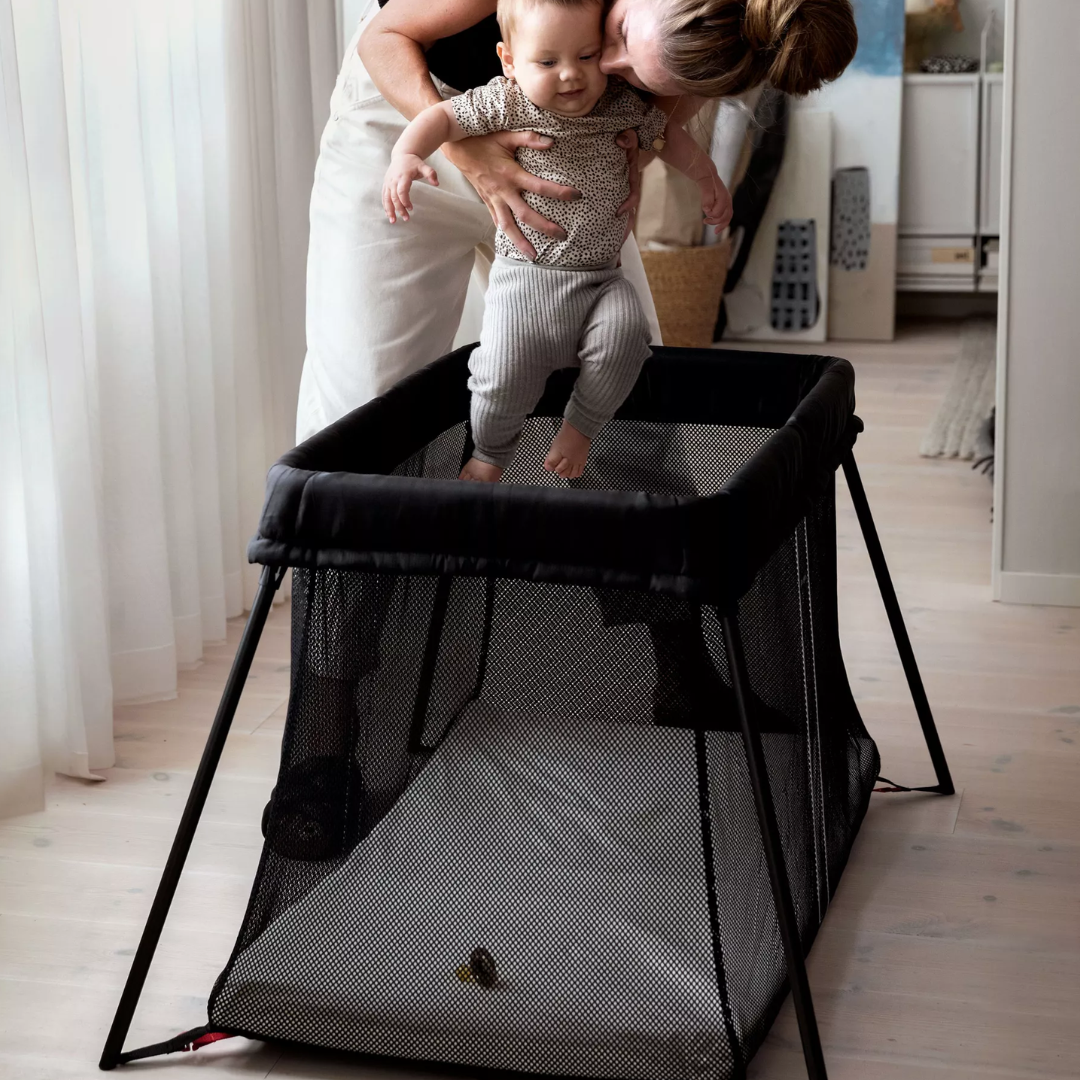 BABYBJÖRN Travel Cot Light | Black