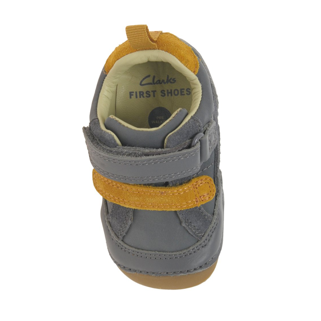 Clarks yellow 2024 baby shoes